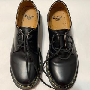 Dr. Martens Air Wair Black Oxford Loafers Doc Martens Air Cushion AW004 GB09W